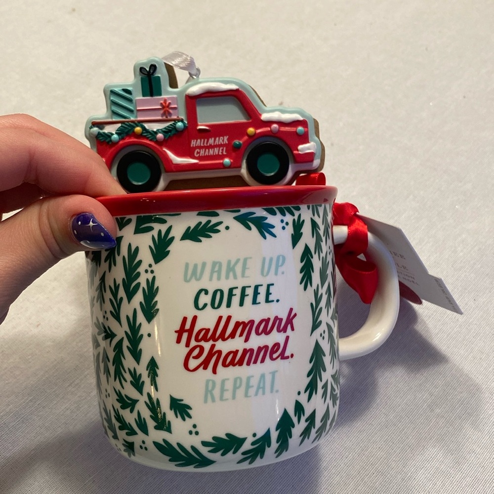 NWT Hallmark Channel Christmas Mug